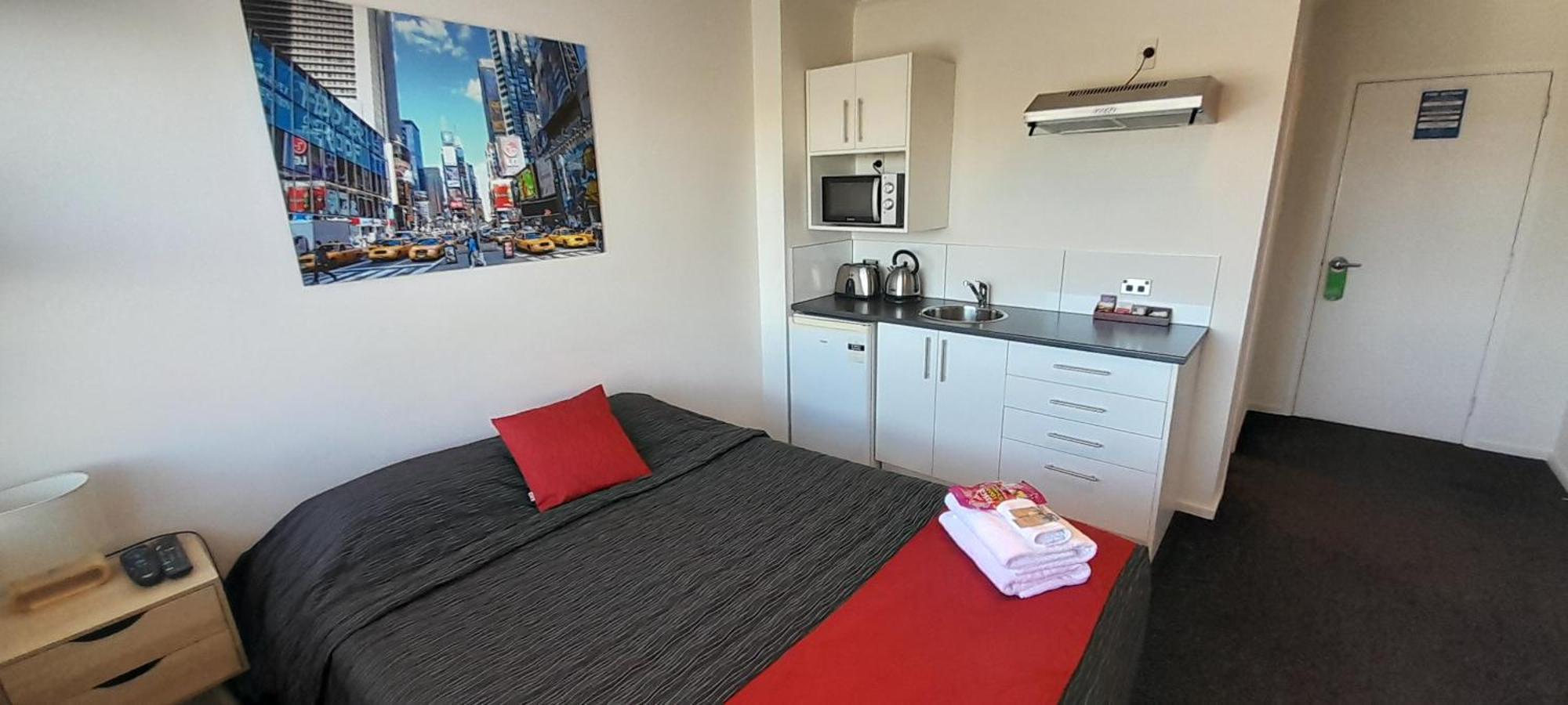 تيمارو The Hibernian Studio Apartments - 4 Latter Street المظهر الخارجي الصورة